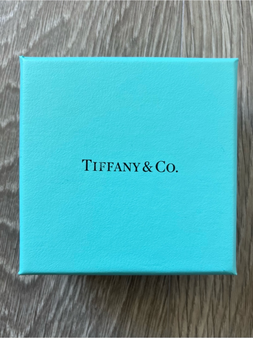 Tiffany & Co. Box (BB370)
